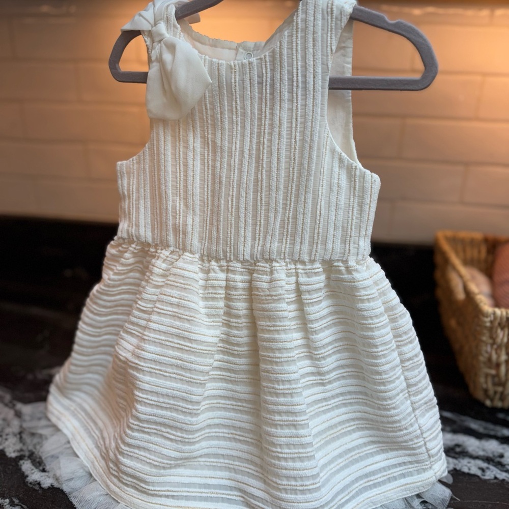 Cat & Jack Cream Sleeveless Dress